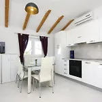 Stunning In Ferienhaus