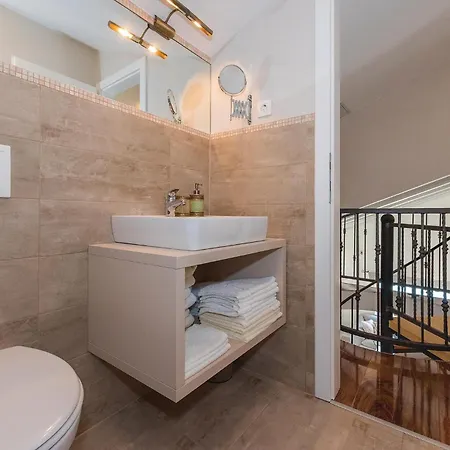 Holiday home Pet Friendly In With Wifi