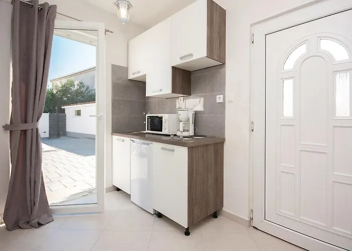 4 Bedroom In * Vodice