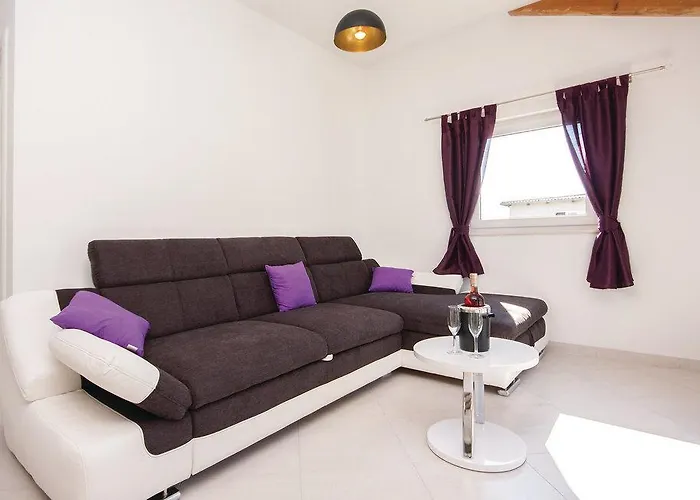 4 Bedroom In Holiday home Vodice